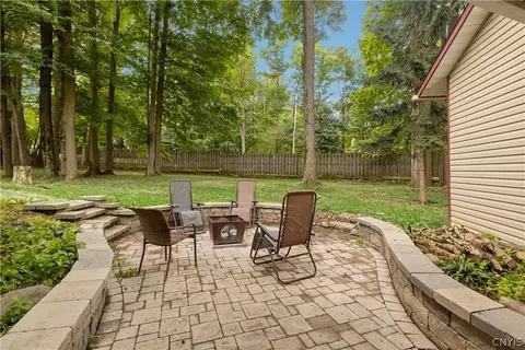 Exterior - 5006 Woodside Rd, Fayetteville, NY 13066 photo 7 of 8
