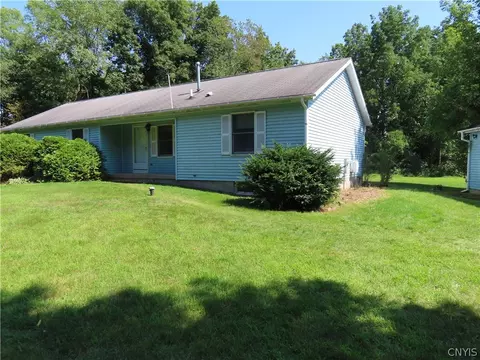 4886 Shepard Rd, Marcellus, NY 13108