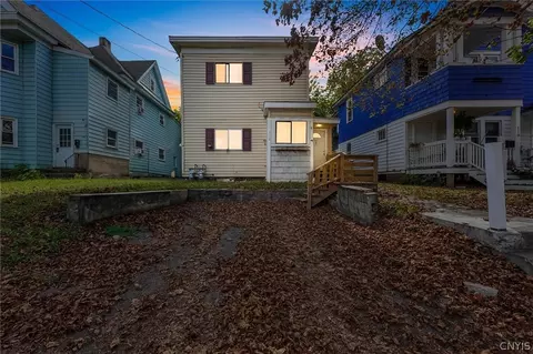 112 Pattison St, Syracuse, NY 13203