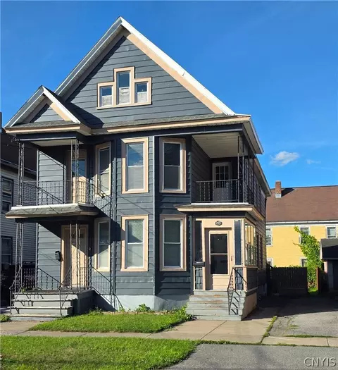 733 Eagle St, Utica, NY 13501