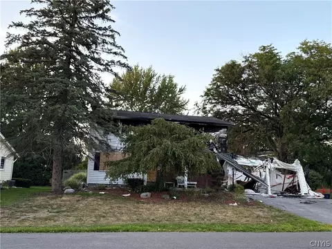 4 N Nightingale, Clay, NY 13090