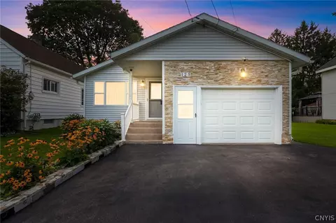125 Revere Ave, East Syracuse, NY 13057