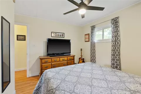 Bedroom - 46 Wexford Rd, Syracuse, NY 13214 photo 2 of 7