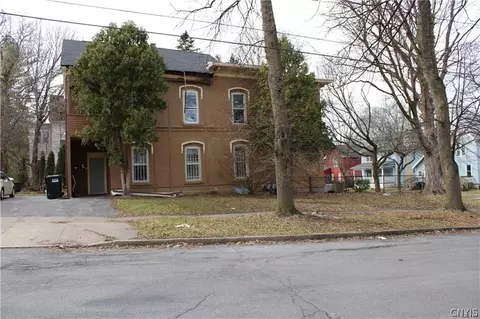 1326 Madison St, Syracuse, NY 13210