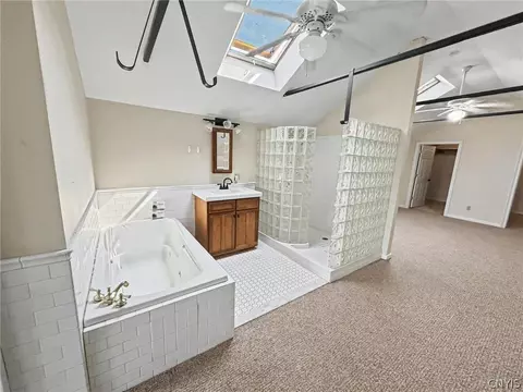 Bath - 367-369 Etna Rd, Ithaca, NY 14850 photo 1 of 7