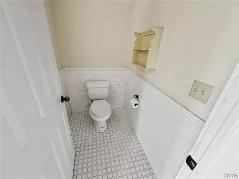 Bath - 367-369 Etna Rd, Ithaca, NY 14850 photo 5 of 7