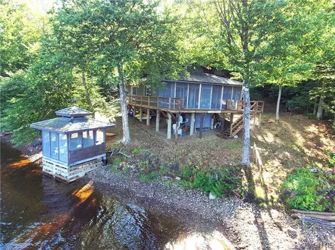 195 Wolf Creek Rd, Forestport, NY 13338