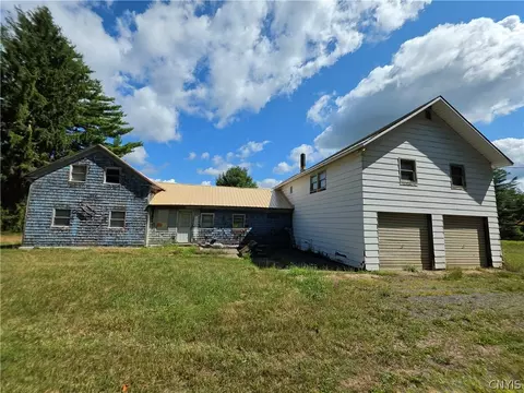 9225 Elpis Rd, Vienna, NY 13316
