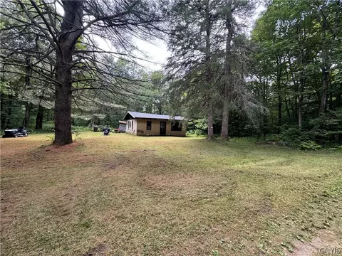 315 Old State Rd, Redfield, NY 13437