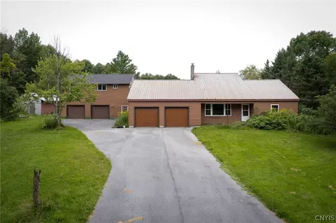4639 French Settlement Rd, Lorraine, NY 13659