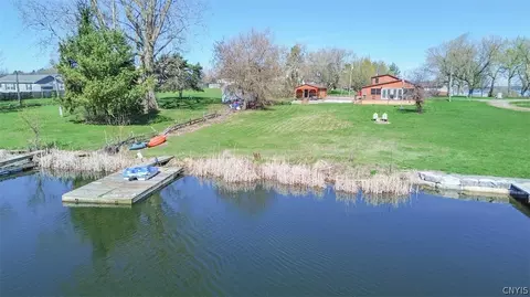 1021 State St, Clayton, NY 13624