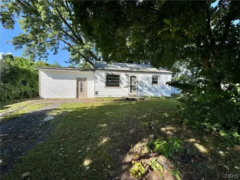 203 Anita Ave, Salina, NY 13088