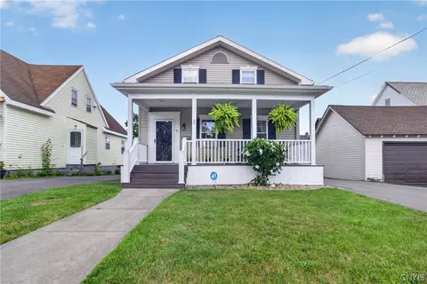 2102 Claremont Ter, Utica, NY 13501