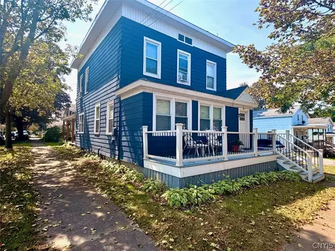 88 W 8th St, Oswego, NY 13126