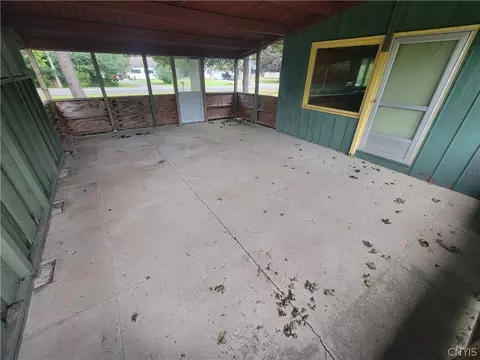 Exterior - 7670 River Rd, Lysander, NY 13027 photo 5 of 8