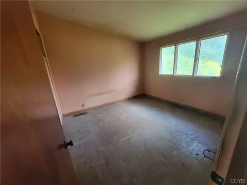 Bedroom - 7670 River Rd, Lysander, NY 13027 photo 2 of 2
