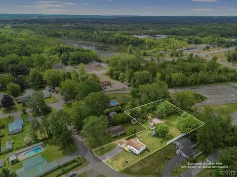 View/Area - 8271 Hamilton Dr, Lysander, NY 13027 photo 2 of 3