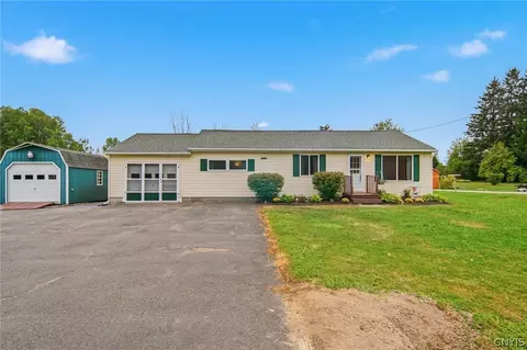 1325 County Route 12, Schroeppel, NY 13132