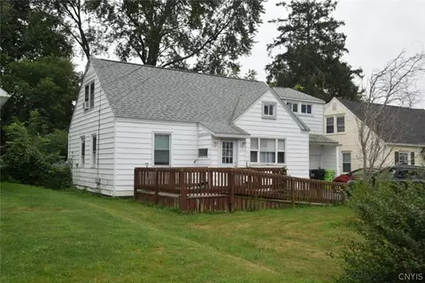 317 Leonard St, Salina, NY 13211