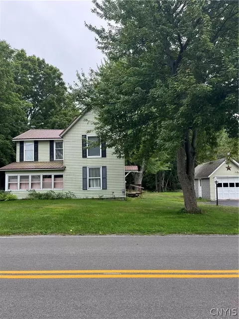 12776 Ridge Rd, Sackets Harbor, NY 13685