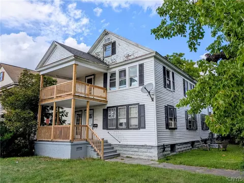 1015 Eagle St, Utica, NY 13501
