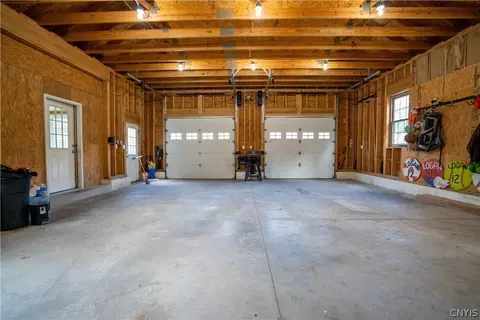 Entry Way - 11584 Steuben Rd E, Deerfield, NY 13502 photo 5 of 7