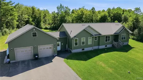 Exterior - 11584 Steuben Rd E, Deerfield, NY 13502 photo 2 of 6