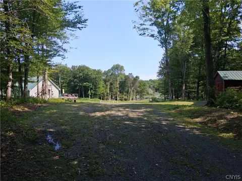 695 Beecherville Rd, Richland, NY 13144