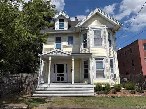 204 Brow St, Salina, NY 13088