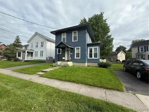 451 W Ten Eyck St, Watertown, NY 13601