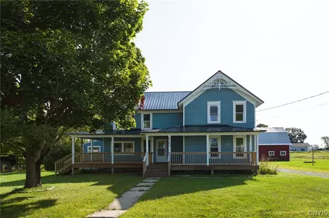 8109 County Route 125, Lyme, NY 13622