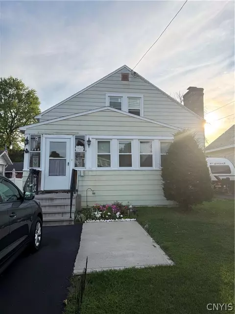 104 Roxford Rd S, Salina, NY 13208