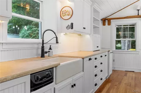 Kitchen - 7805 Hicks Rd, Lysander, NY 13027 photo 3 of 7