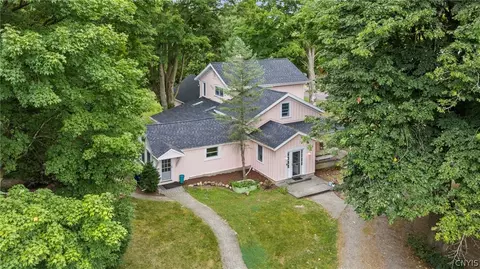 Exterior - 7805 Hicks Rd, Lysander, NY 13027 photo 4 of 5