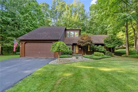 19 River Runne, Schroeppel, NY 13132