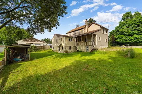 3845 Oneida St, New Hartford, NY 13413