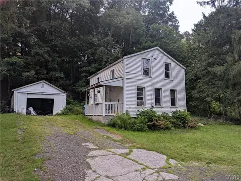 20 Otter Creek Pl, Cortland, NY 13045