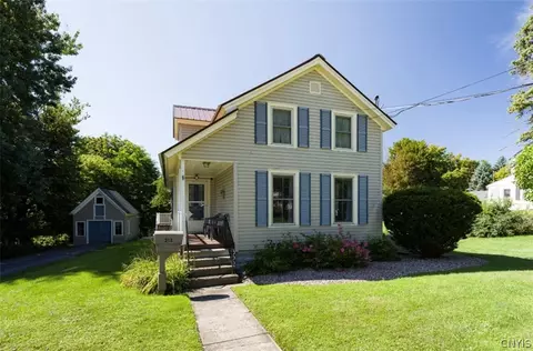 213 Chestnut St, Watertown, NY 13601