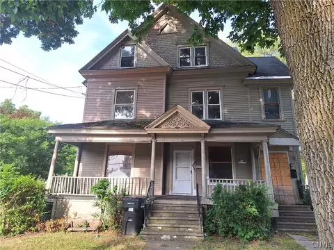 1103 Midland Ave #5, Syracuse, NY 13205