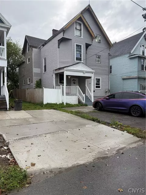 514 Lansing St, Utica, NY 13501