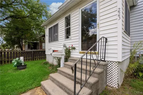 Exterior - 223 Elm St, Oneida, NY 13421 photo 2 of 8