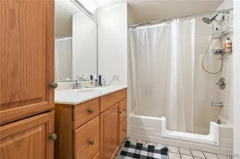 Bath - 6208 Eureka Rd, Rome, NY 13440 photo 1 of 3