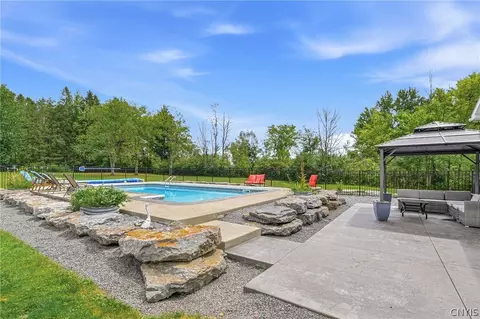 Exterior - 6208 Eureka Rd, Rome, NY 13440 photo 5 of 23