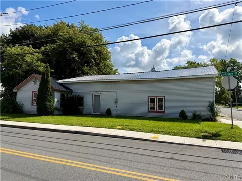 340 Vanduzee St, Watertown, NY 13601