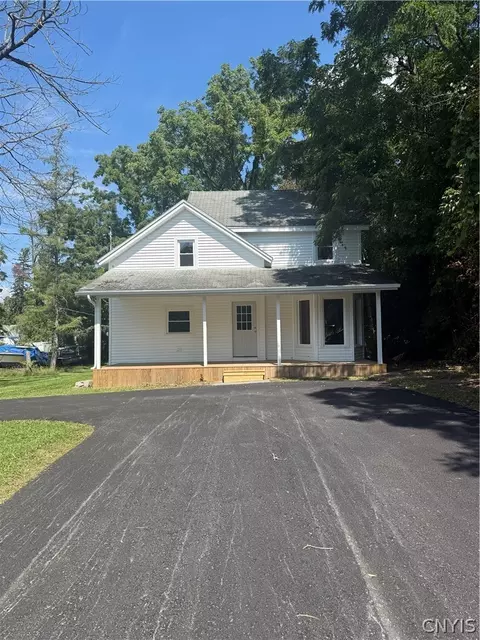 19 Homer St, Springport, NY 13160