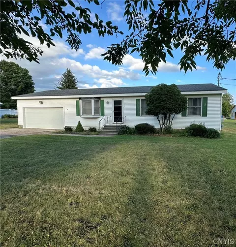 2158 County Route 48, Lacona, NY 13083