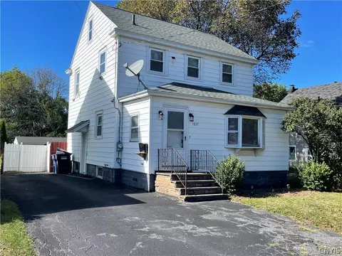 1537 Lemoyne Ave, Syracuse, NY 13208