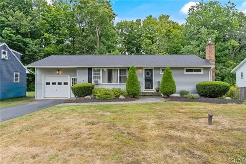 309 Juanita Dr, Salina, NY 13090