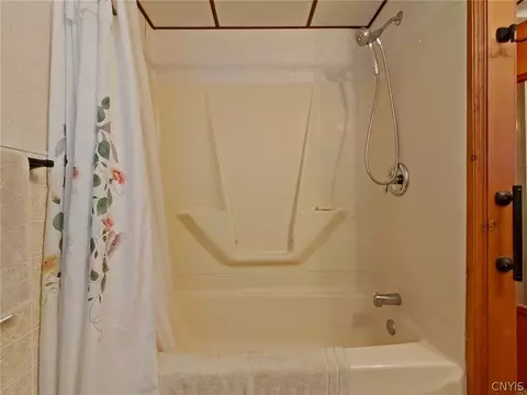 Bath - 29 Walnut St, German Flatts, NY 13407 photo 2 of 3