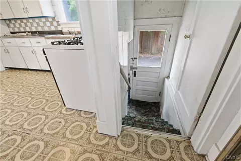Entry Way - 11 Spruce St, Lysander, NY 13027 photo 3 of 3